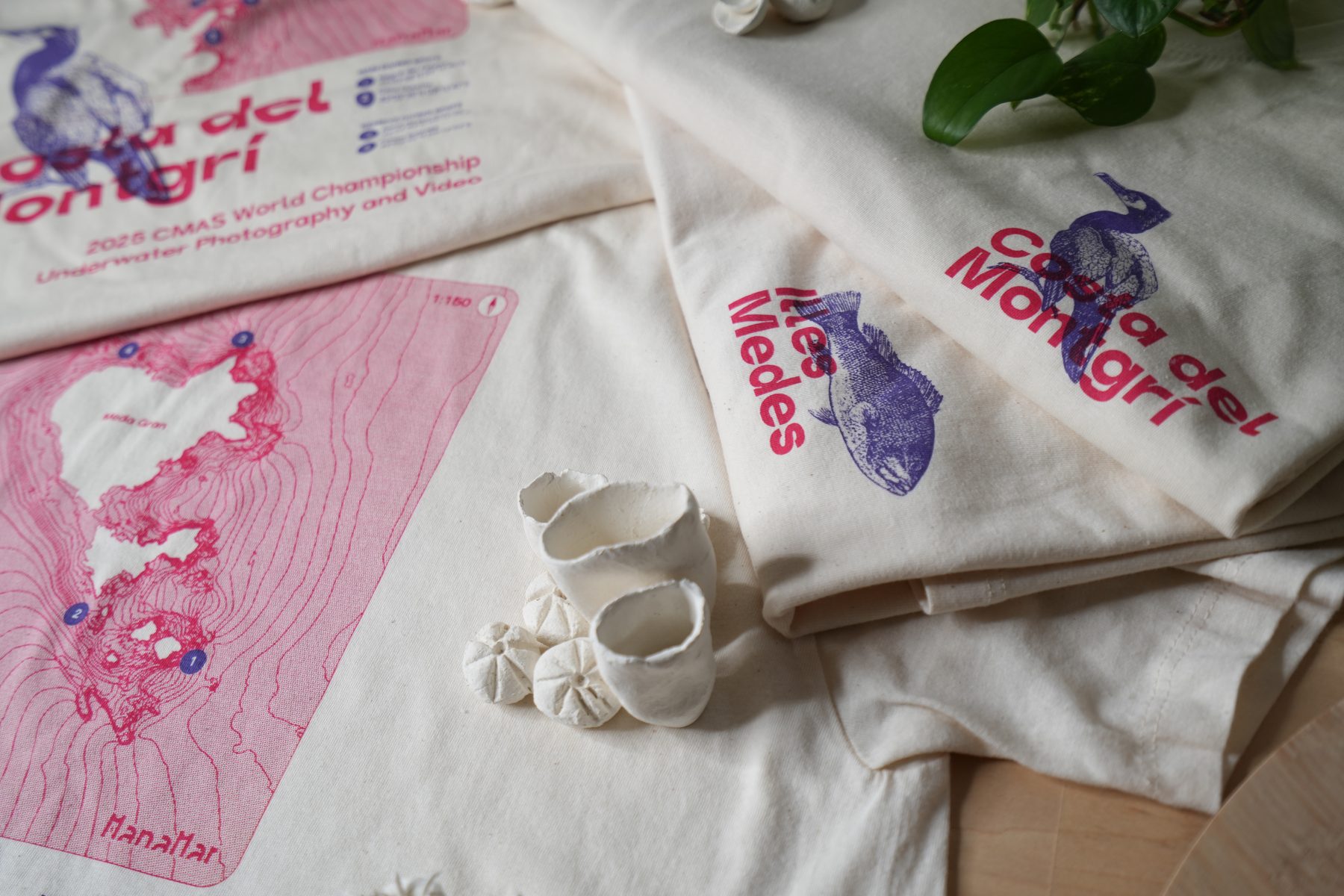 ManaMar merchandising t-shirts